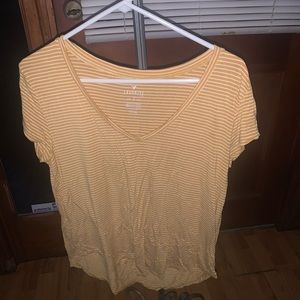 American Eagle tee